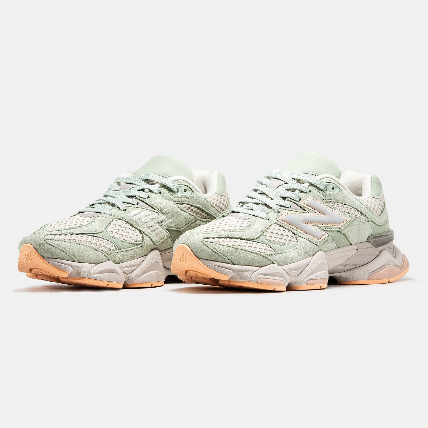 New Balance 9060 Beige Green