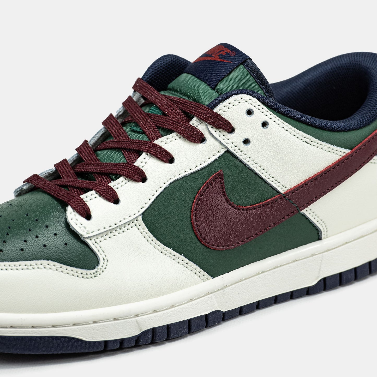 Nike SB Dunk Low Cream Green