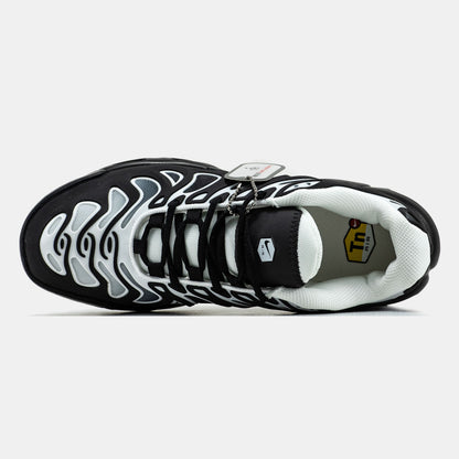 Nike Air Max Plus Drift Black White