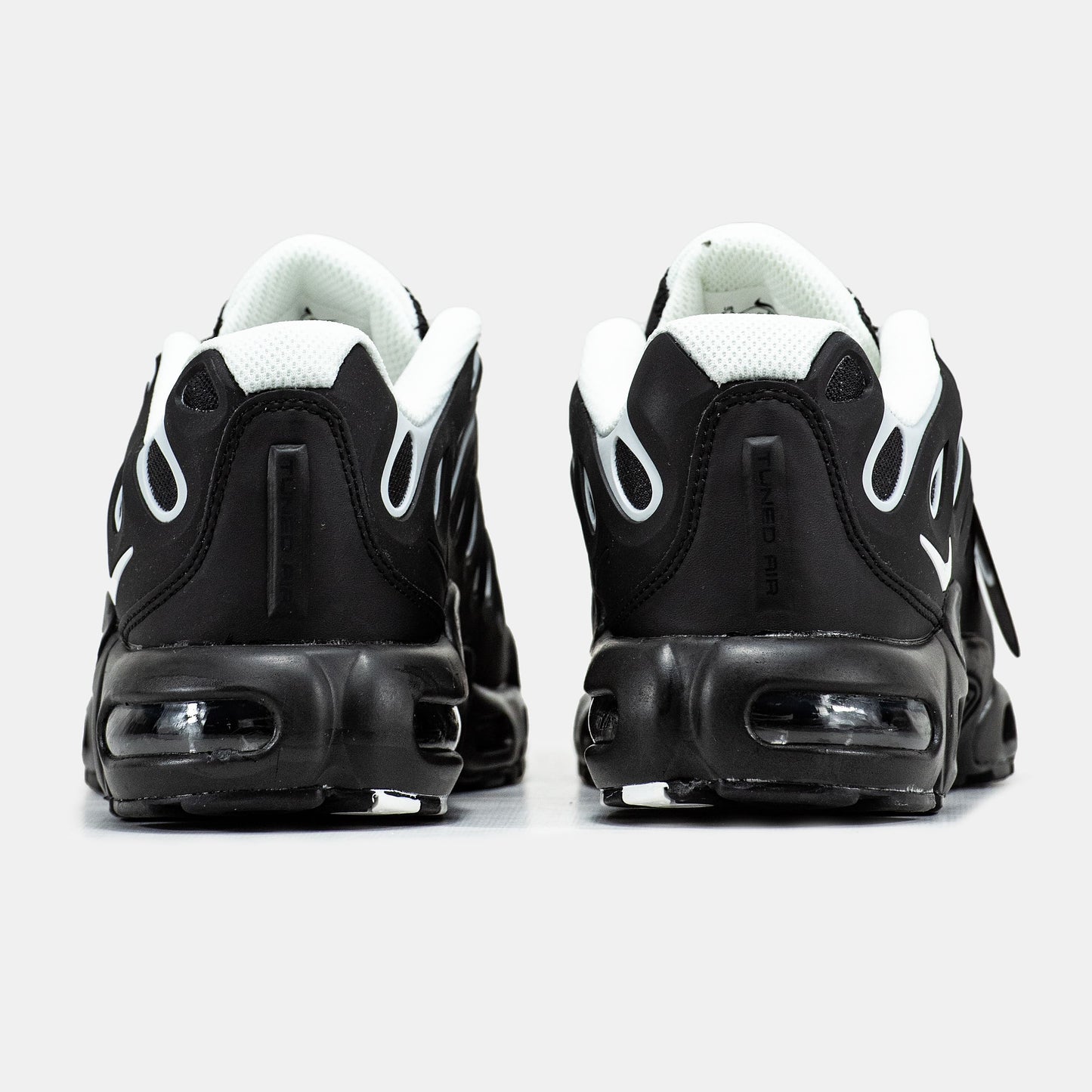 Nike Air Max Plus Drift Black White