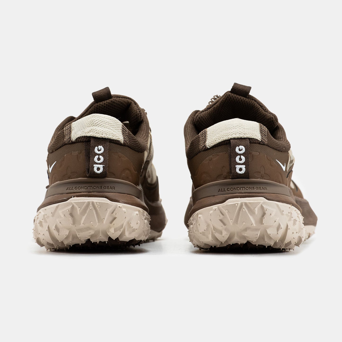 Nike ACG Mountain Fly 2 x Louis Vuitton Beige Brown