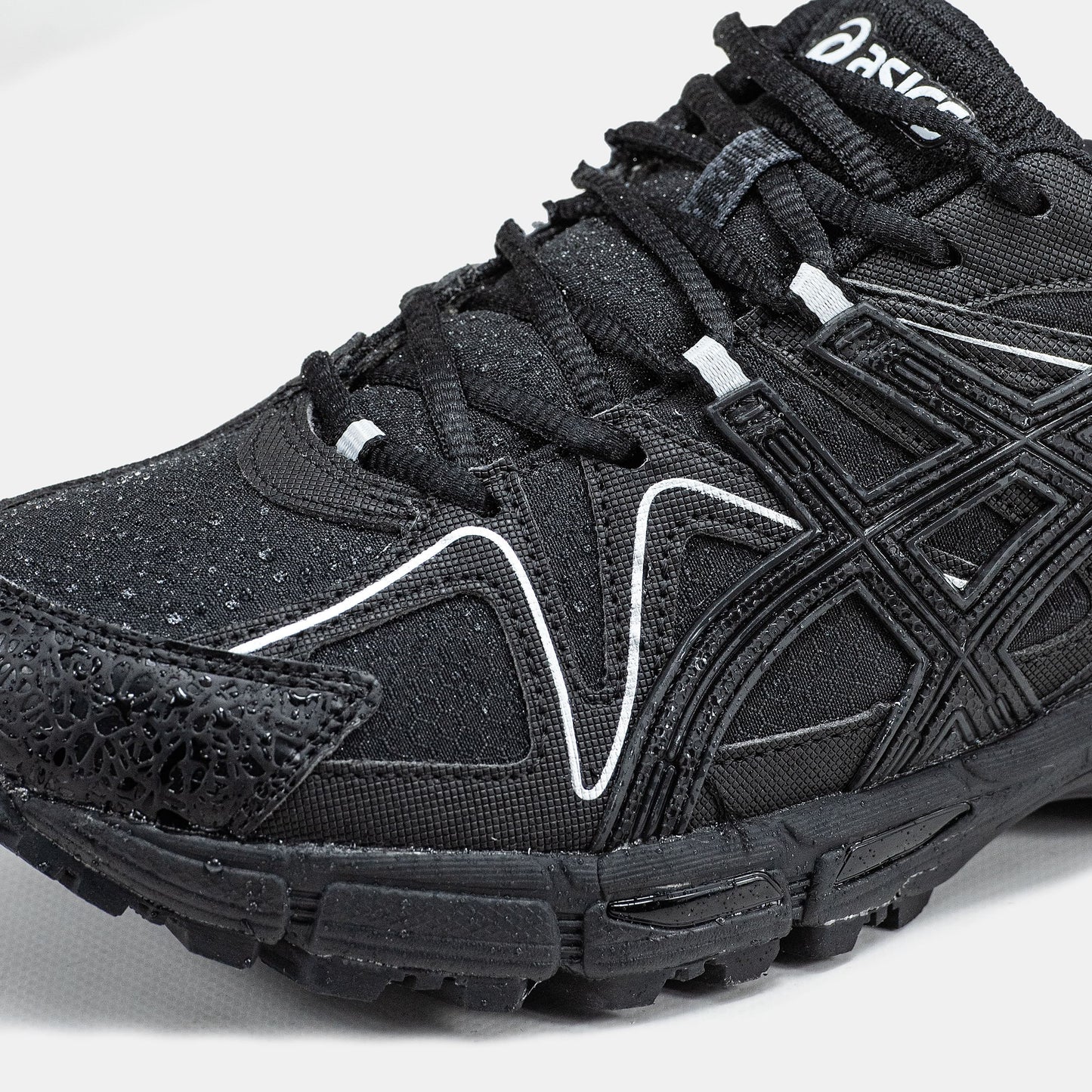 Asics Gel-Kahana 8 Gore-Tex Black White 2