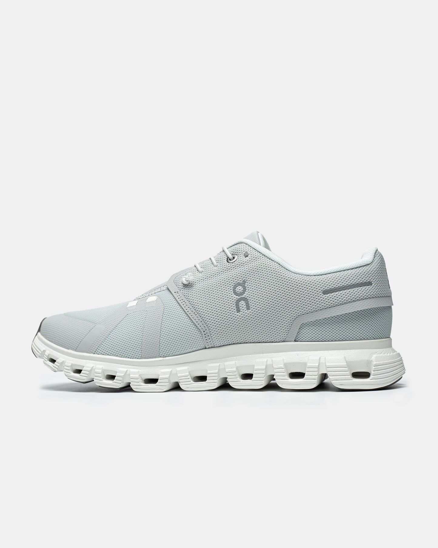 ON Running Cloud 6 Grey