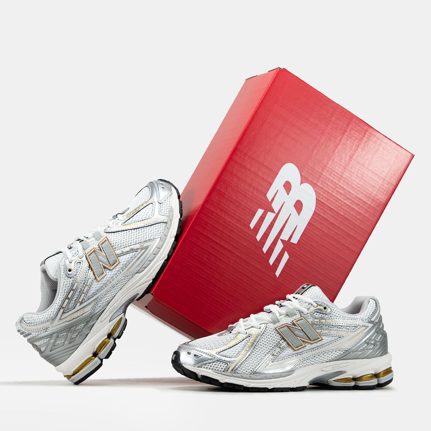 New Balance 1906R White Silver Gold