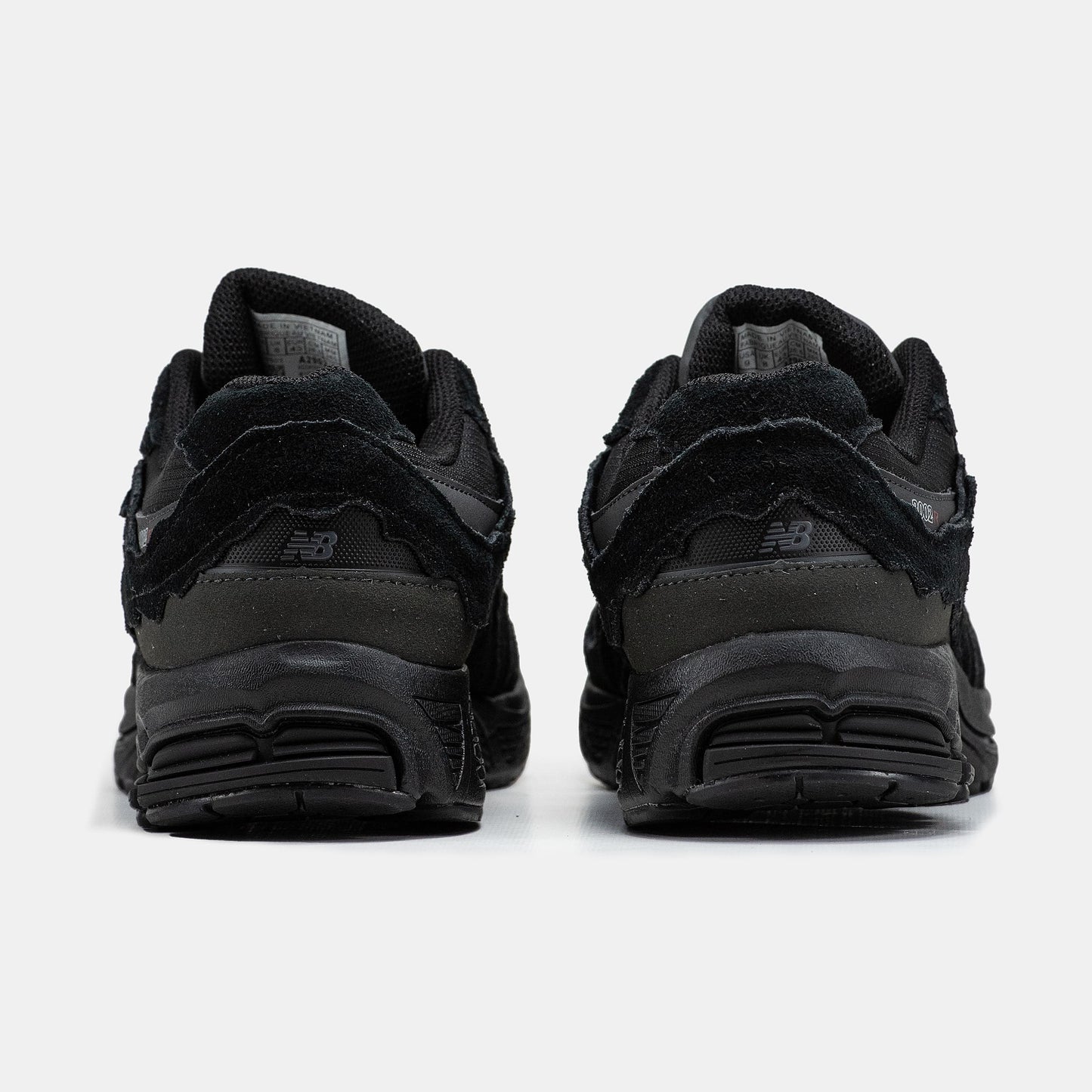 New Balance 2002R Gore-Tex Black