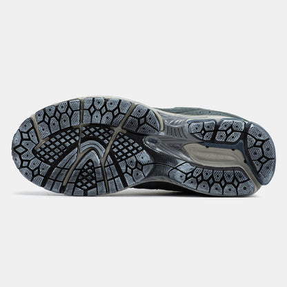 New Balance 2002R Grey Brown Gore-Tex Termo