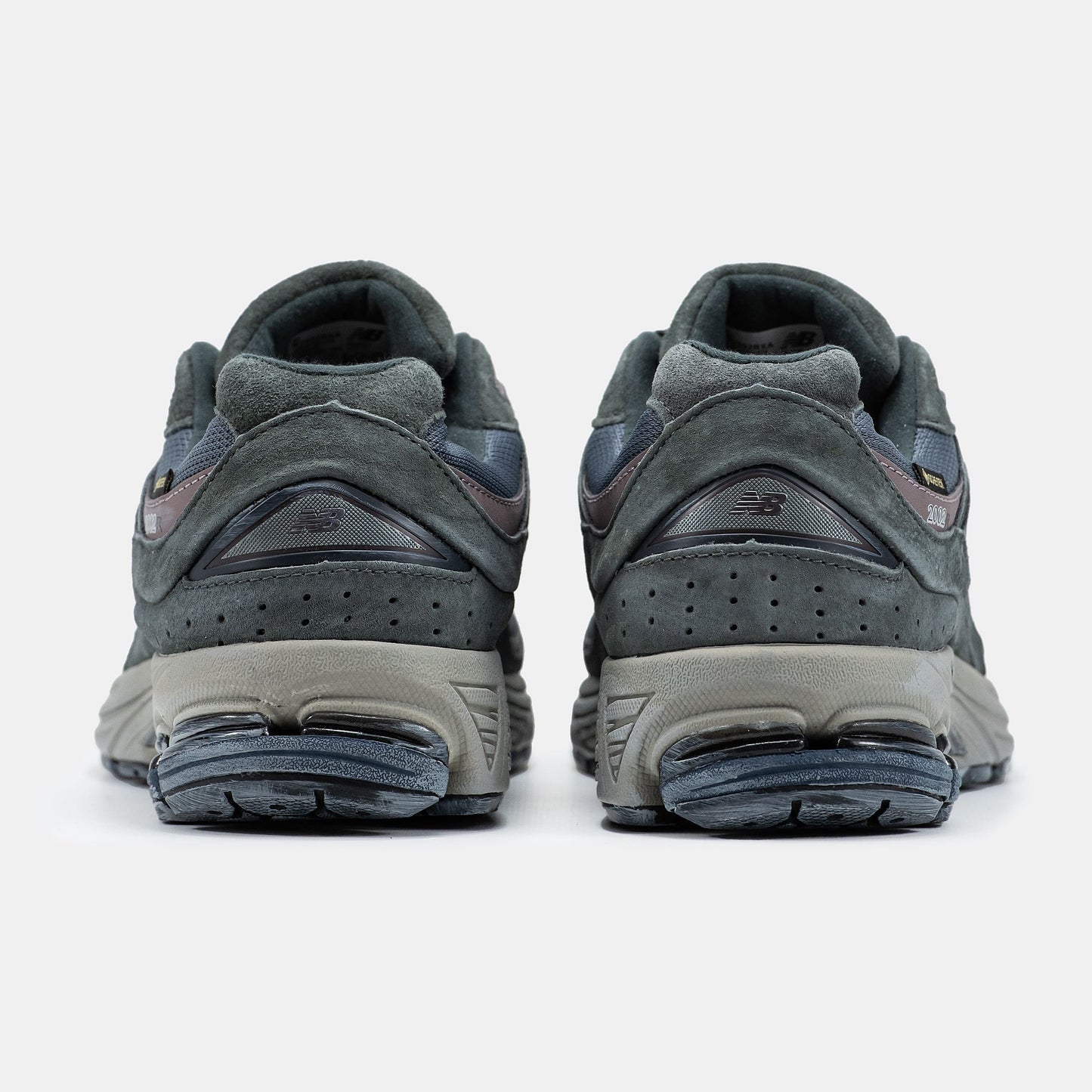 New Balance 2002R Grey Brown Gore-Tex Termo