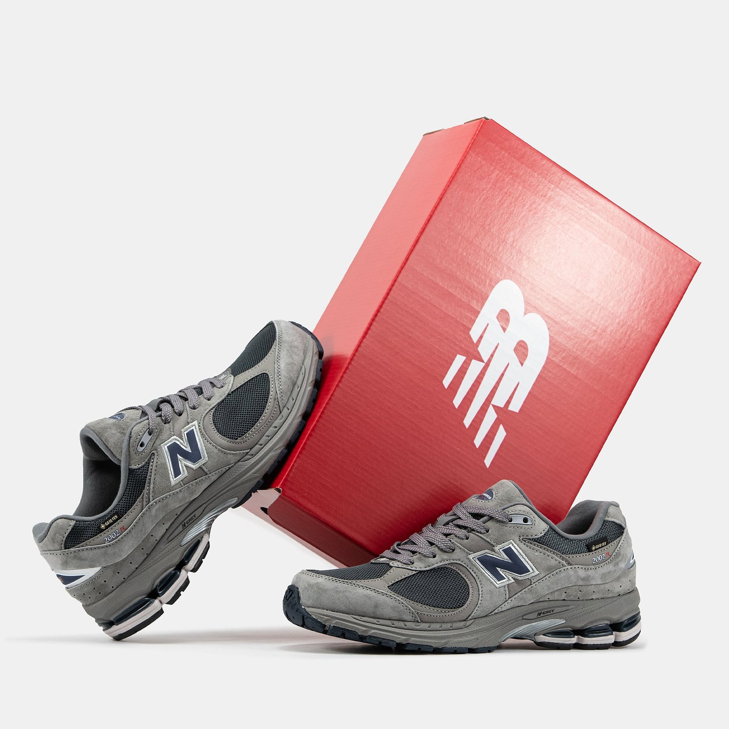 New Balance 2002R Beige Gore-Tex Termo