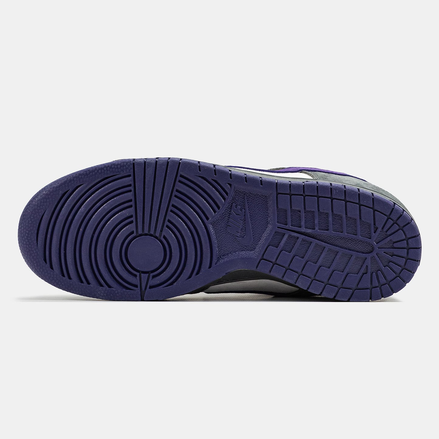 Nike SB Dunk Low Purple Pegion