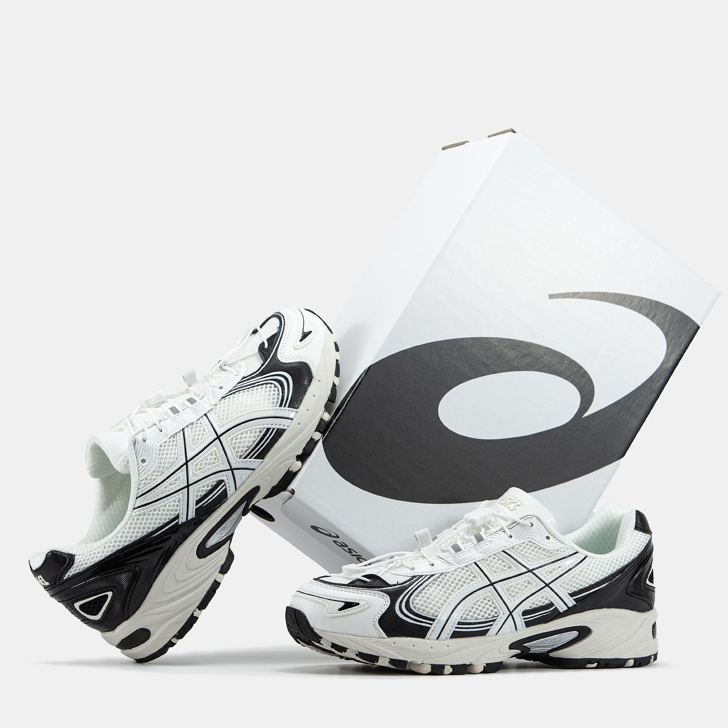 Asics Gel-Kahana TR V4 White Black