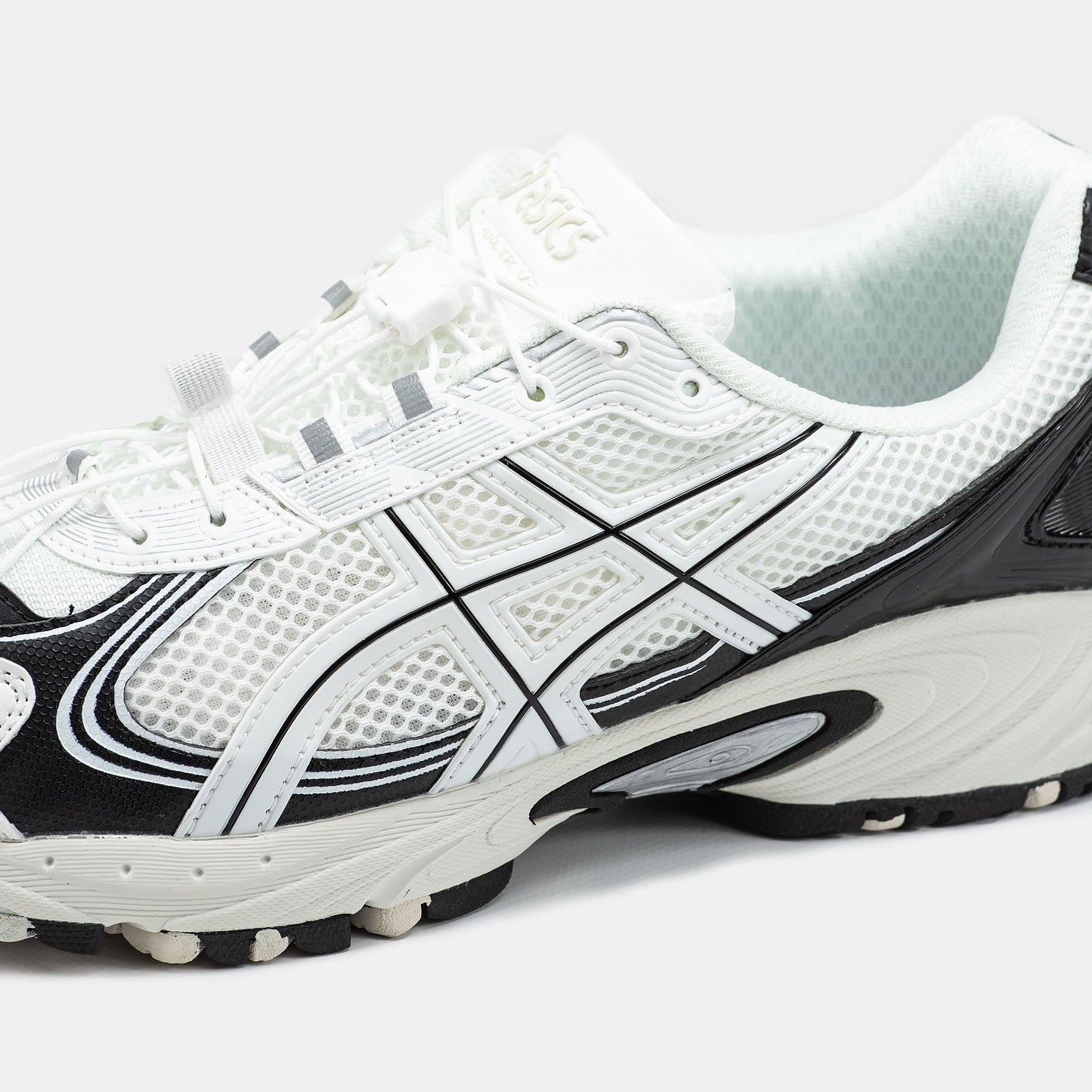 Asics Gel-Kahana TR V4 White Black