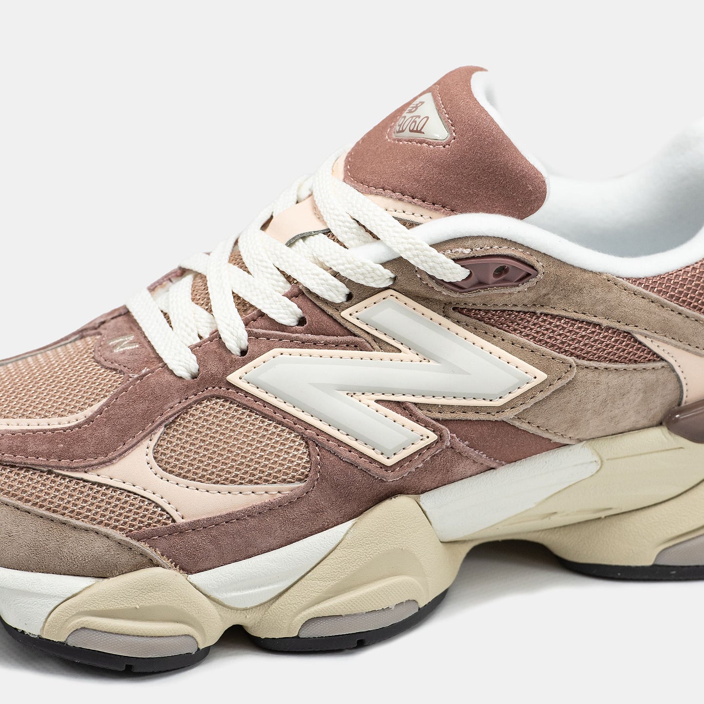 New Balance 9060 Beige Brown