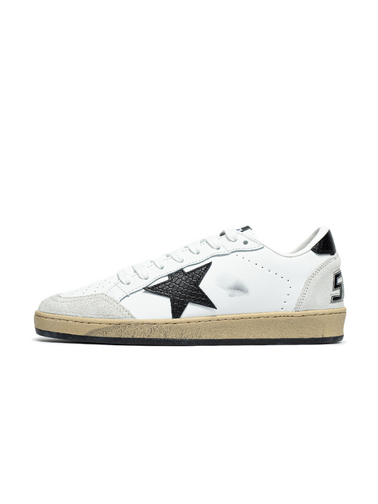 Golden Goose Superstar White
