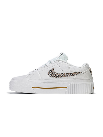 Nike Court Legacy Lift United in Victory