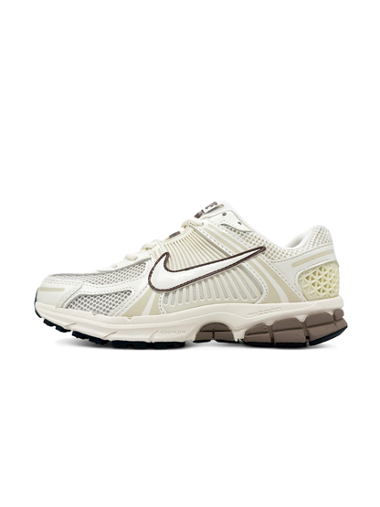 Nike Zoom Vomero 5 Sail Mink Brown