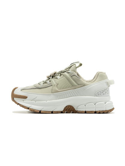 Nike Air Zoom Vomero Roam Beige White