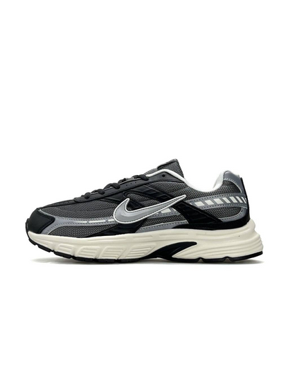 Nike Initiator Grey Beige