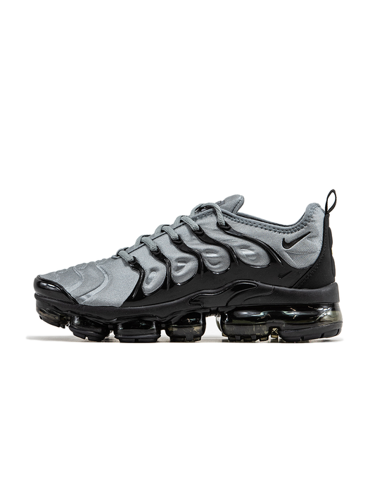 Flyknit vapormax plus online