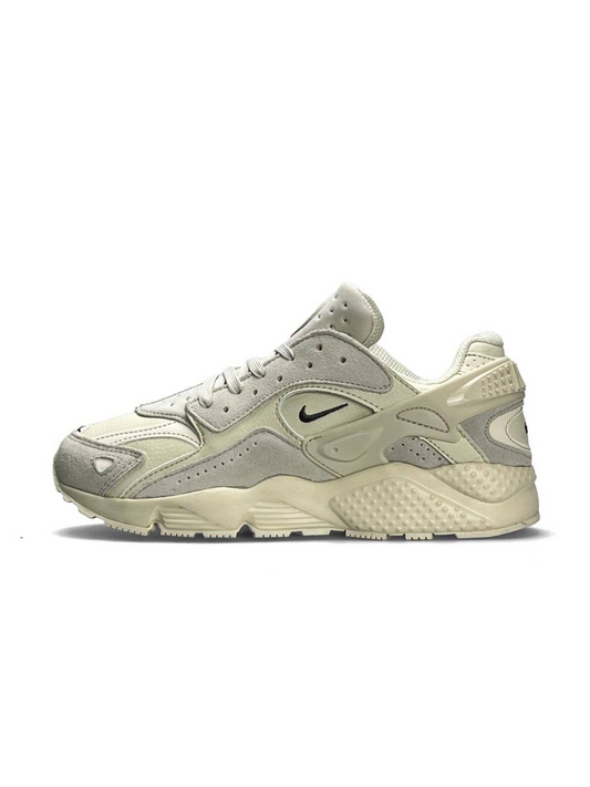 Nike Air Huarache Beige