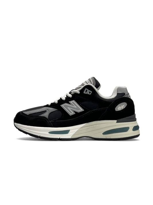New Balance 991 Black Grey