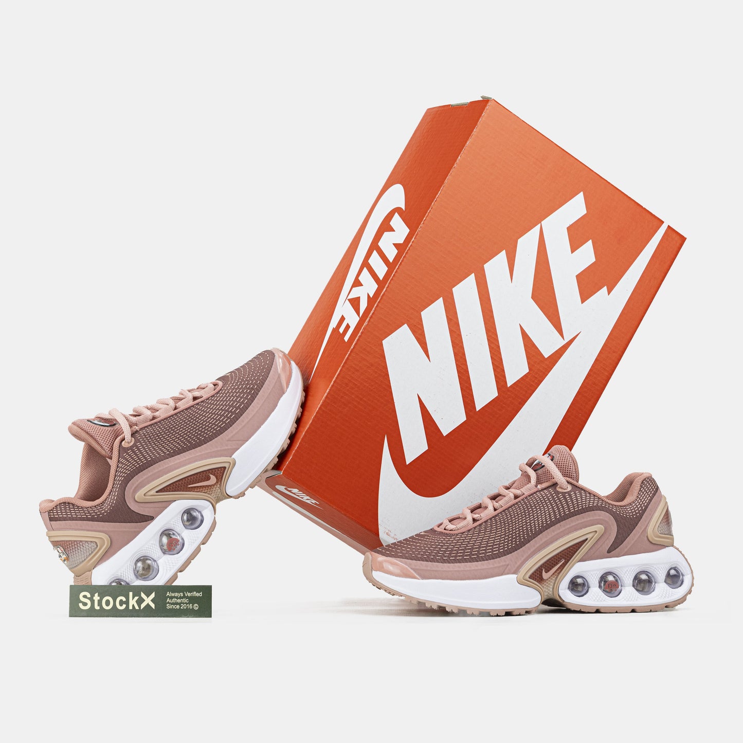 Nike Air Max DN Pink