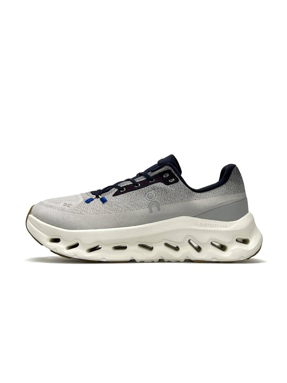 On Running Cloudtilt Light Grey Beige