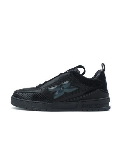 Louis Vuitton Skate Black Logo