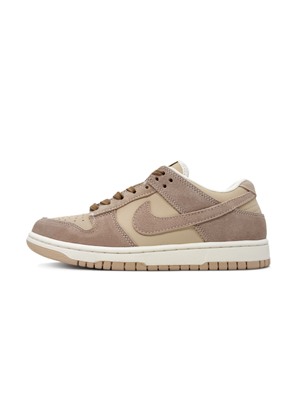 Nike SB Dunk Low Light Brown Suede