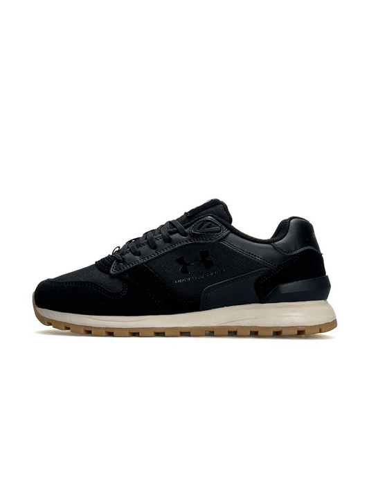 Under Armour Essential Runner Black Beige