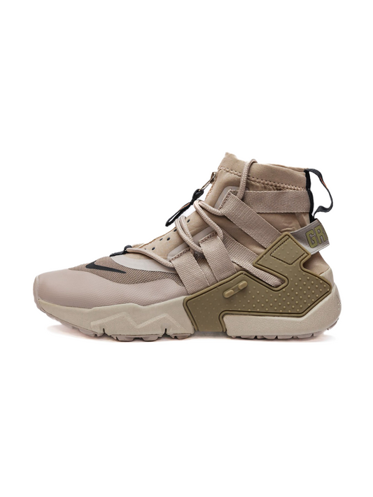 Nike Huarache Gripp Zip Beige
