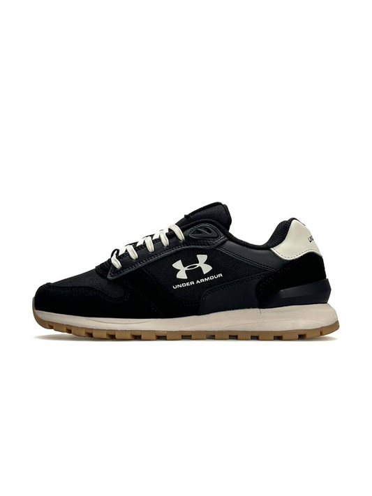 Under Armour Essential Runner Black White