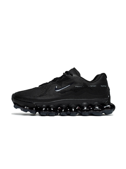 Nike Liquid Black