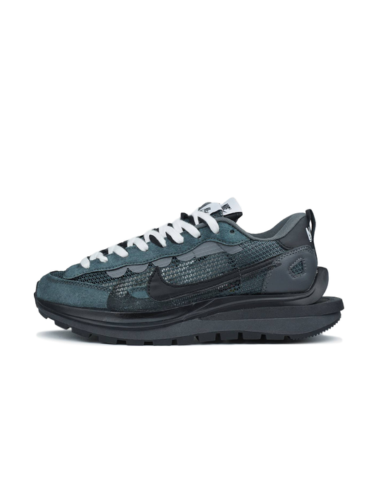 Nike x Sacai VaporWaffle Grey