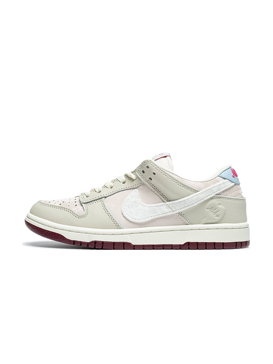 Nike SB Dunk Valentines Day