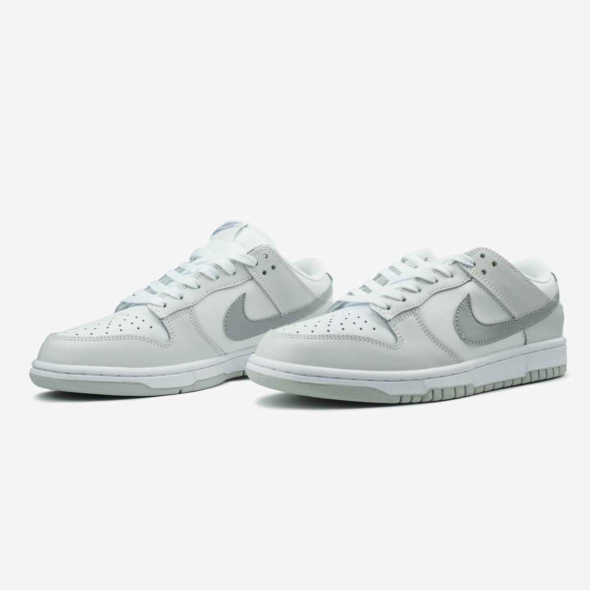 Nike SB Dunk Low White Grey