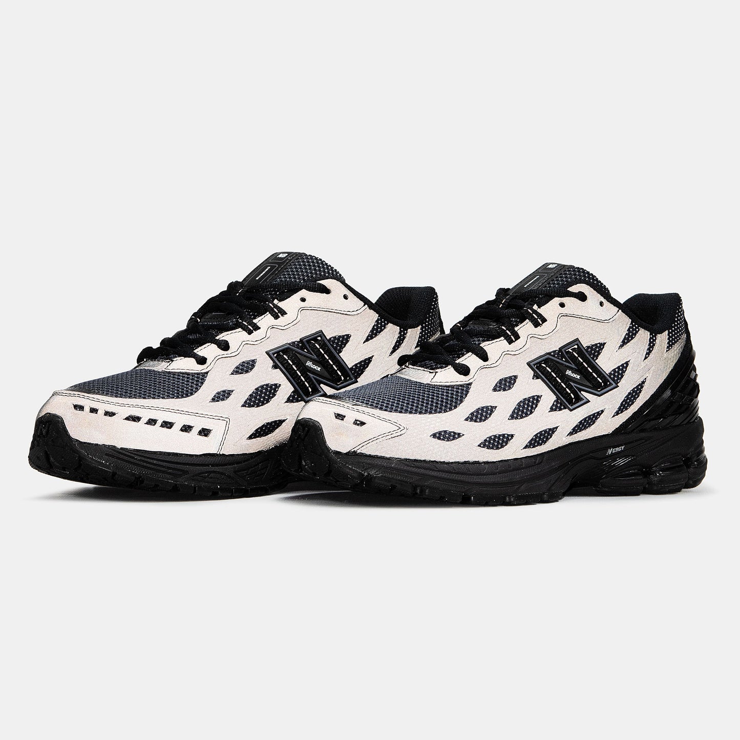 New Balance 1906R Fantomfit Black