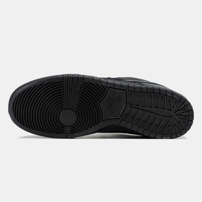 Nike SB Dunk Low All Black Leather