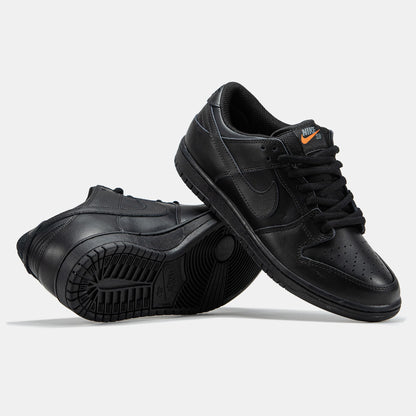 Nike SB Dunk Low All Black Leather