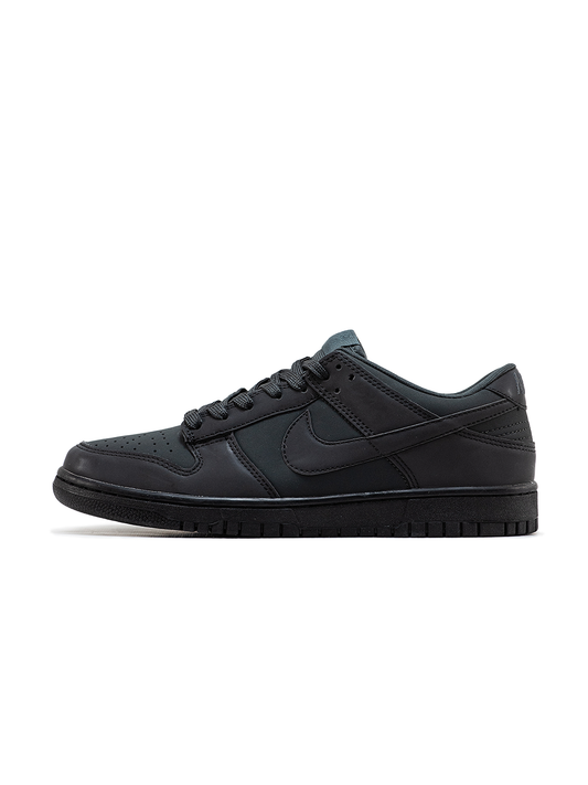 Nike SB Dunk Low Black