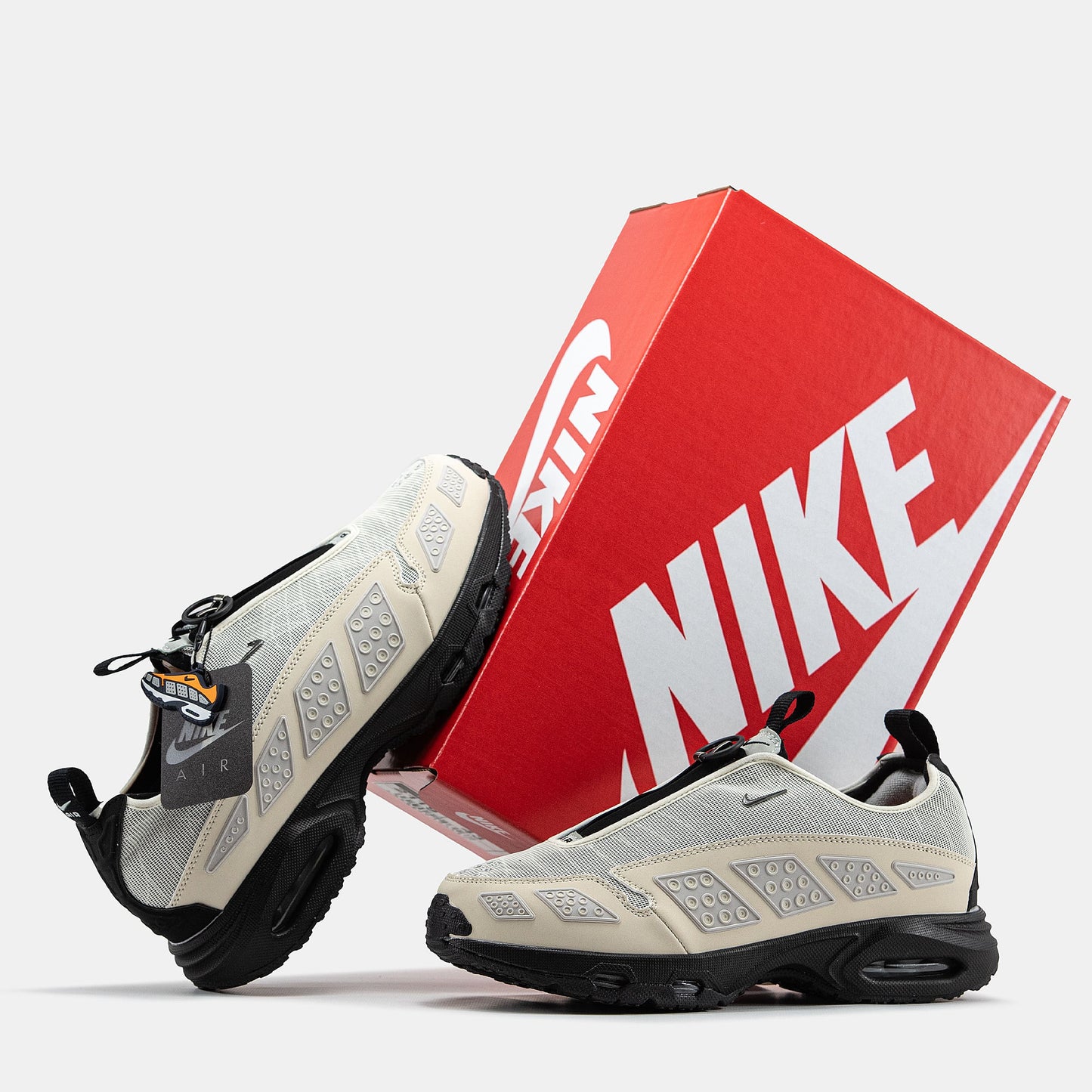 Nike Air Max SNDR Grey Beige