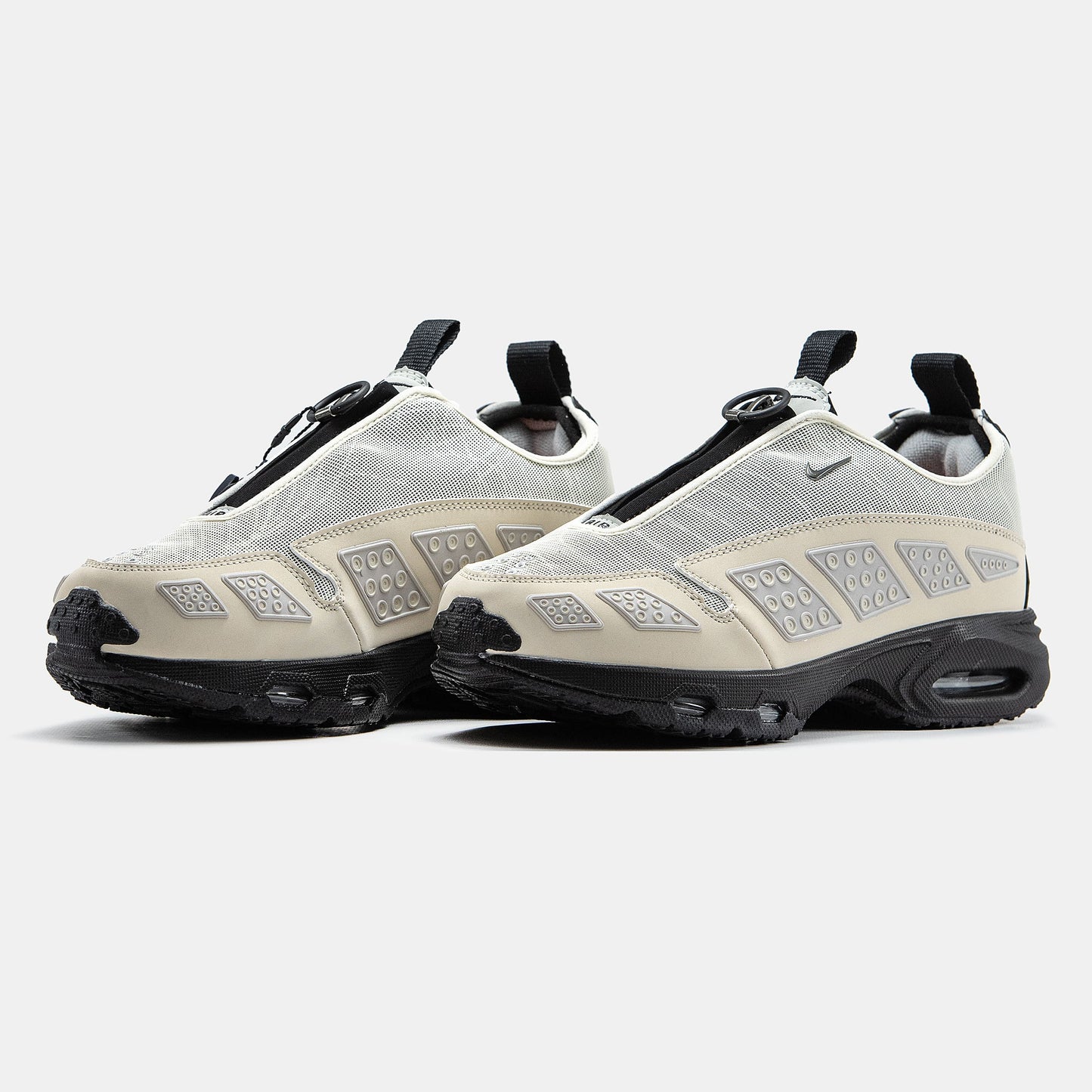 Nike Air Max SNDR Grey Beige