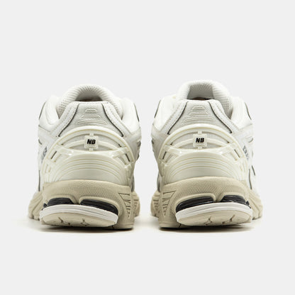 New Balance 1906R Cream