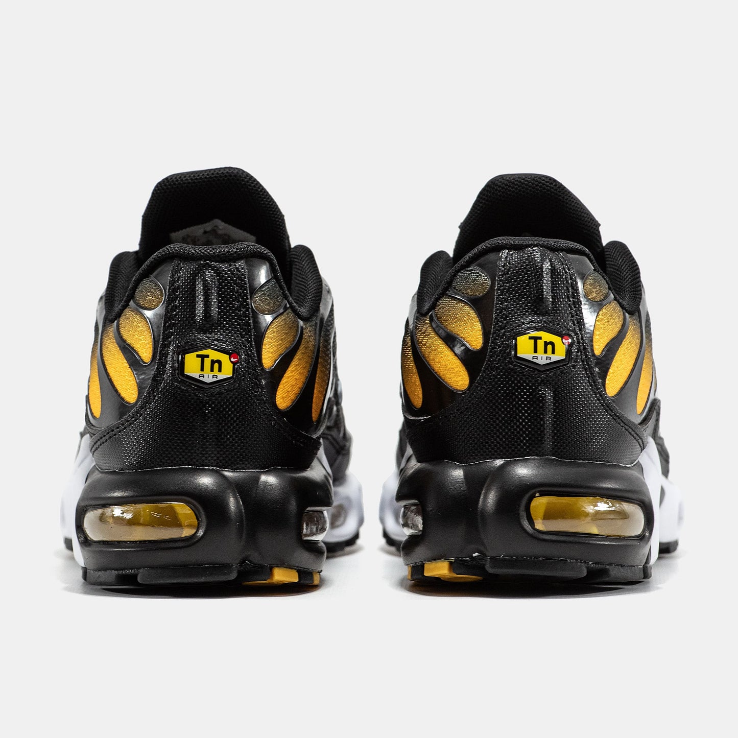 Nike Air Max Tn Plus Black White Gold