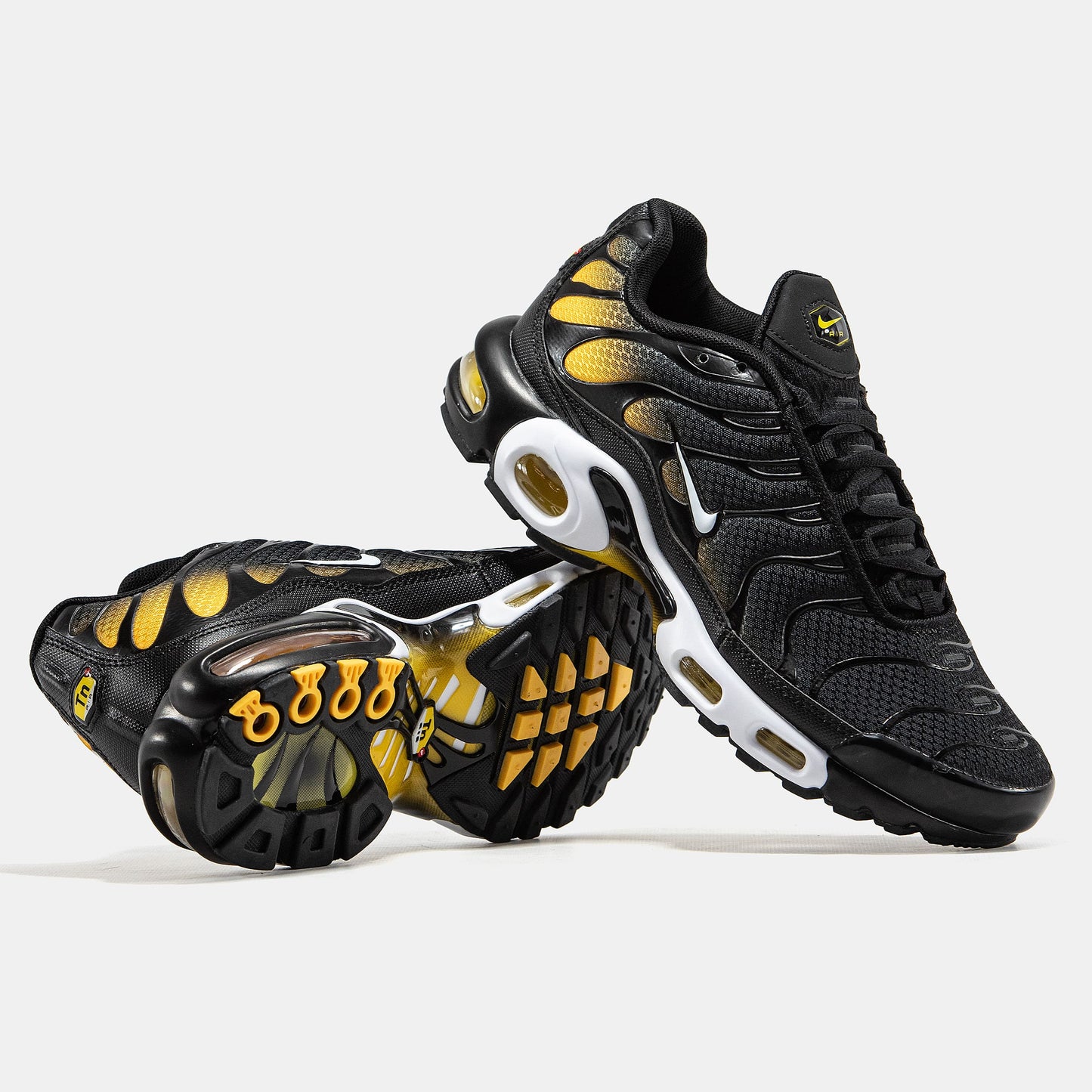 Nike Air Max Tn Plus Black White Gold