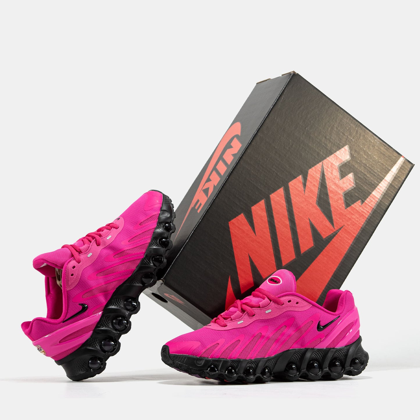 Nike Air Max DN8 Pink Black