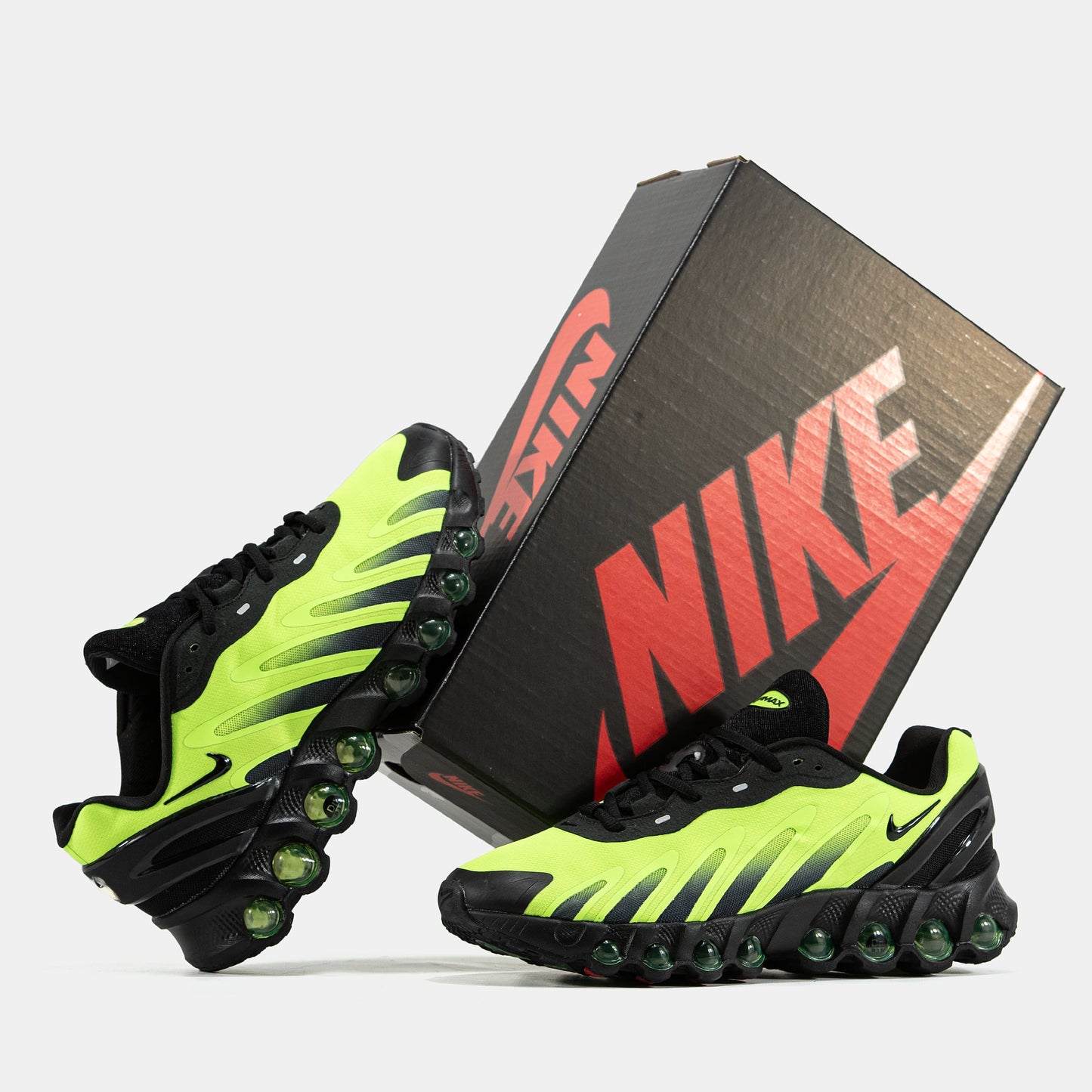 Nike Air Max DN8 Black Neon
