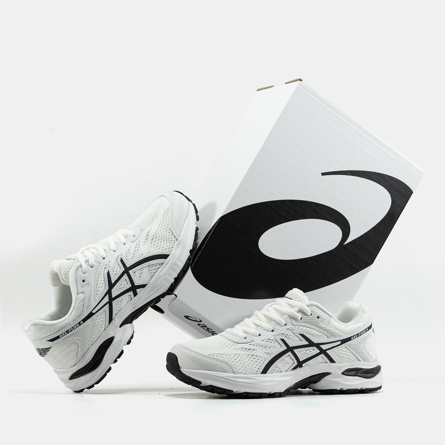 Asics Gel-Flux 4 White Black