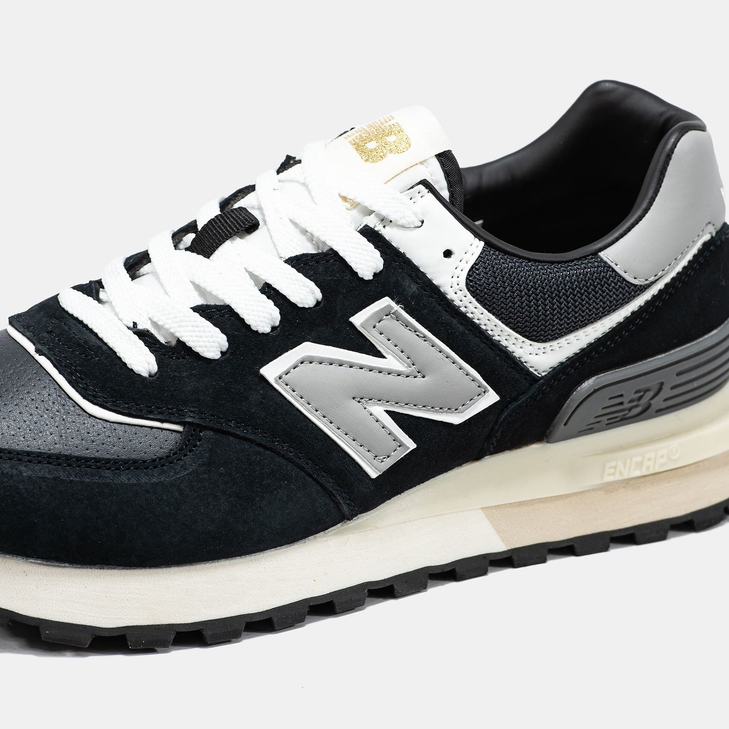 New Balance 574 Black White Beige