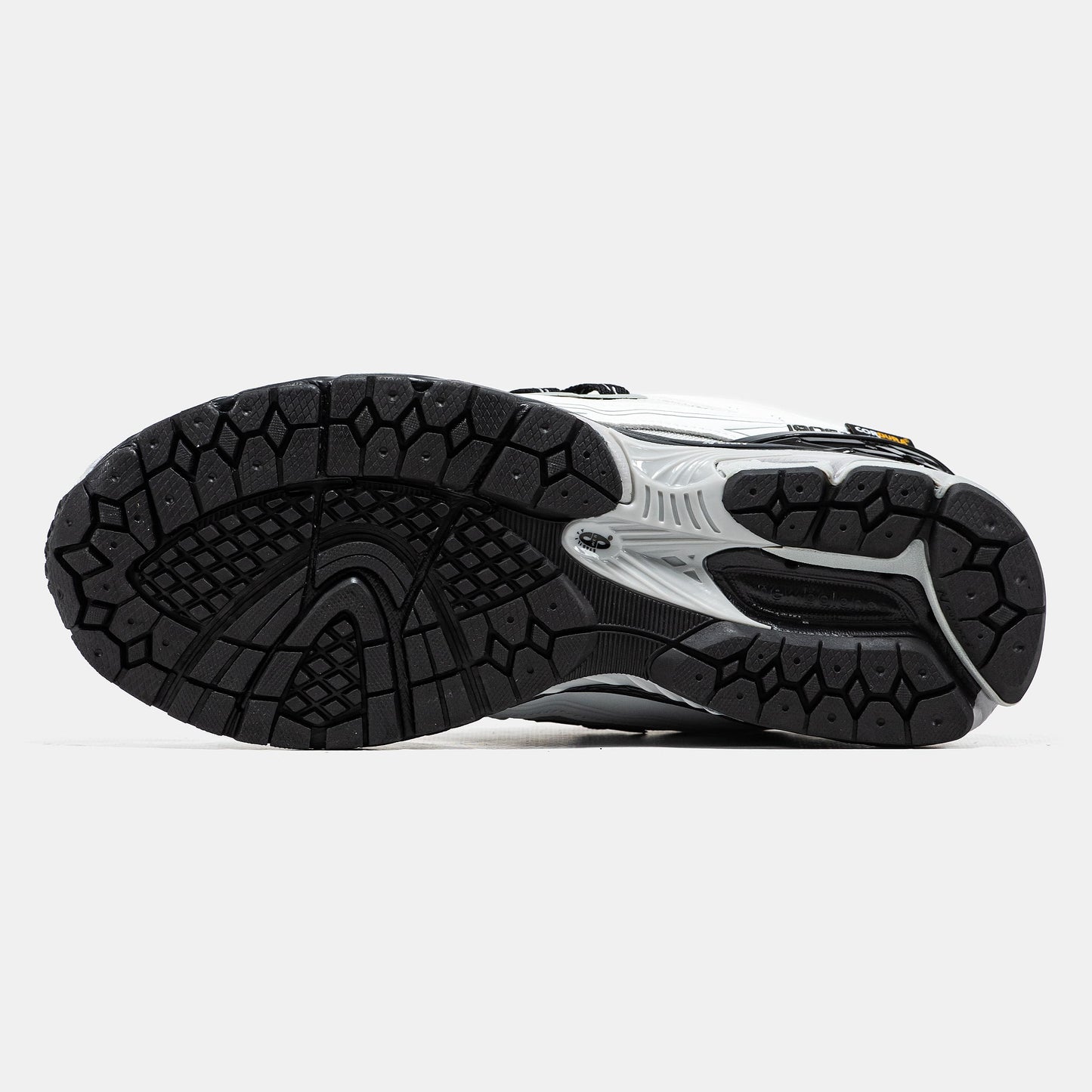 New Balance 1906R Cordura White Black