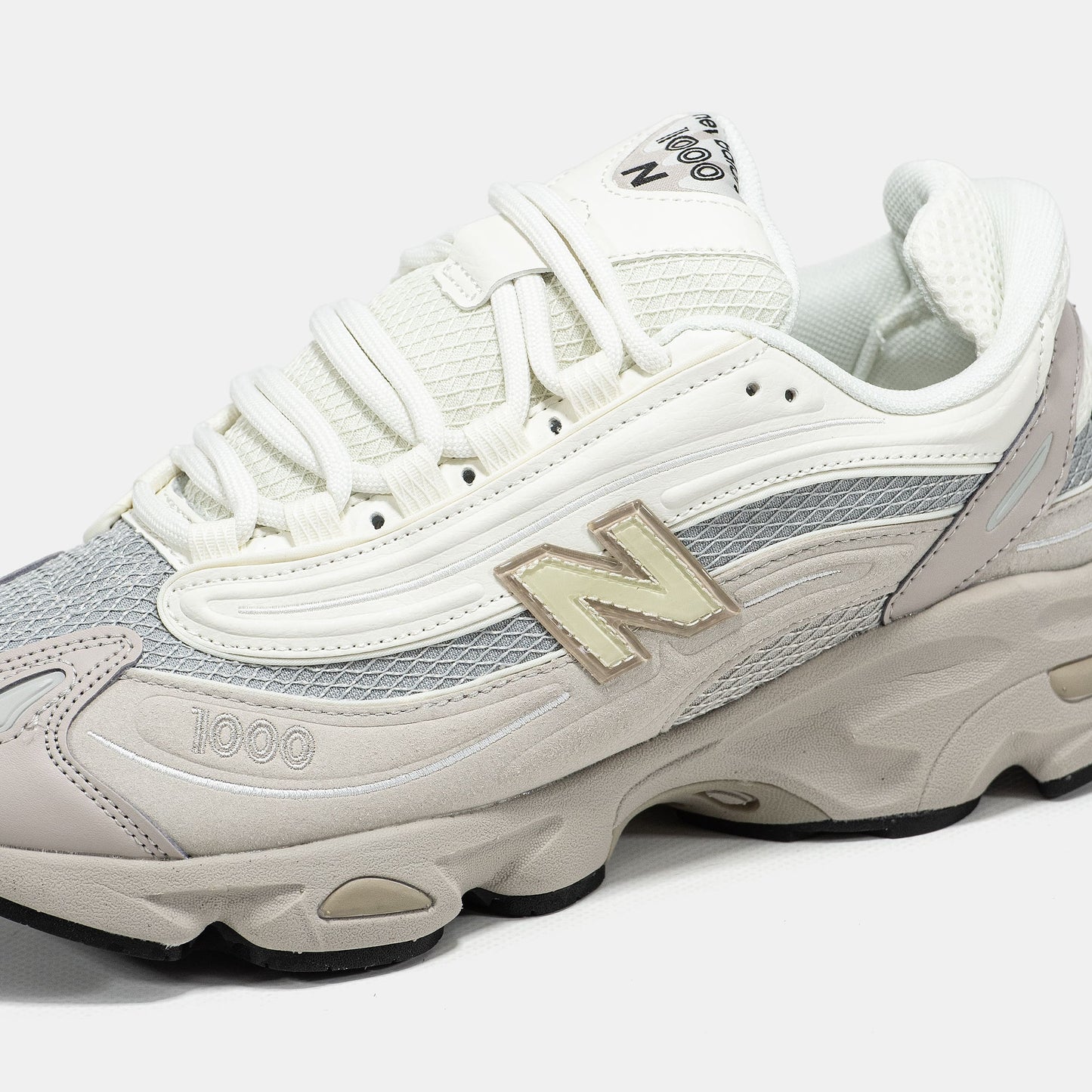 New Balance 1000 Cream Beige